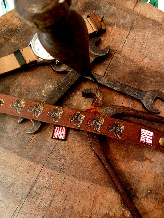BRACCIALE PANTHERA	Il Ribelle	Elegante, indipendente, anticonformista